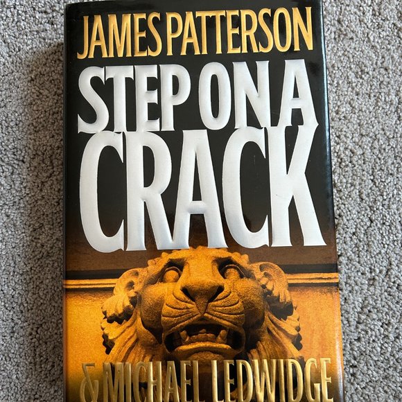 3 James Patterson Books - Picture 7 of 9